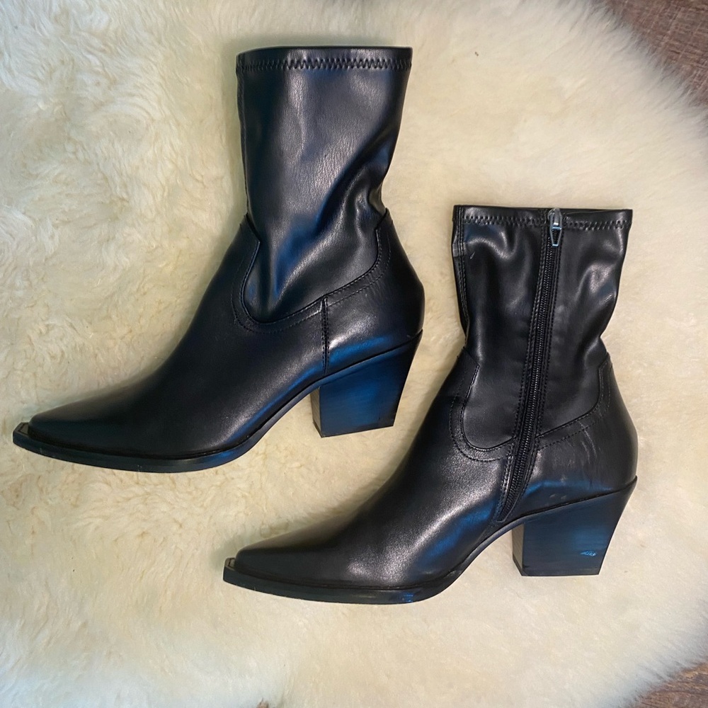 Dolce Vita Rutger Boots - gorgeous! Black soft leather, worn once or twice.
